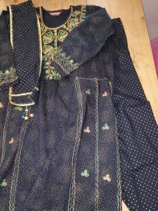 Kids Costumes to Hire - Indian - Traditional - Black Top & pants - GIRL